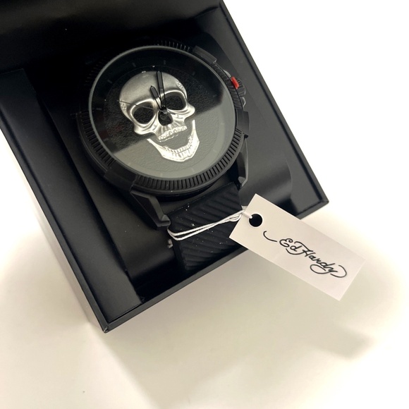 NWT ED HARDY Mens Skull Watch Black Silicone Strap 3D Silver Dial Boxed 50449B - Picture 4 of 6